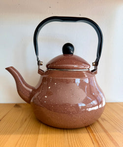 Tea pot
