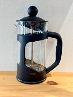 Filter pot for coffee or tea