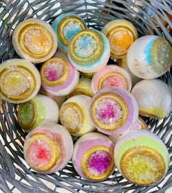 Bath bombs / bath salt 90gr (price per ball)