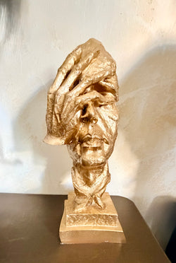 Face mask gold color decoration