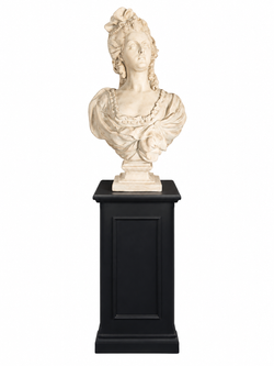 Female statue with it’s stand